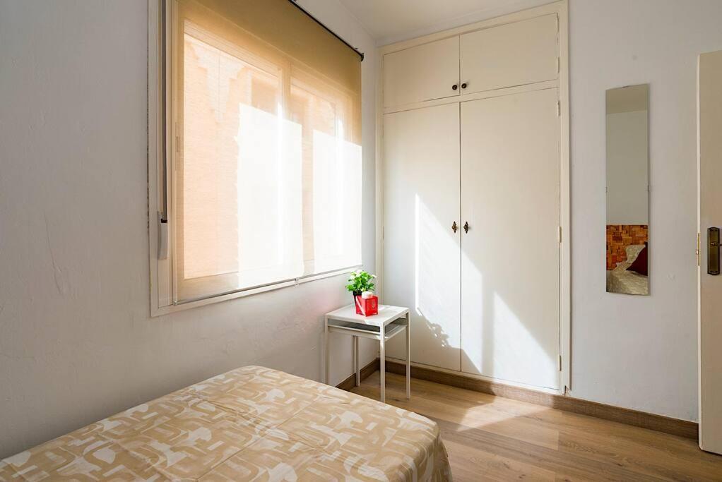 Sohocenter Apartment 2 Rooms Young People Only Malaga Exterior photo