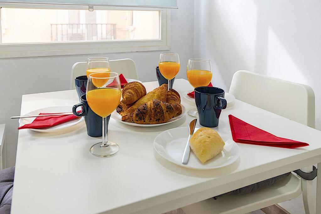 Sohocenter Apartment 2 Rooms Young People Only Malaga Exterior photo